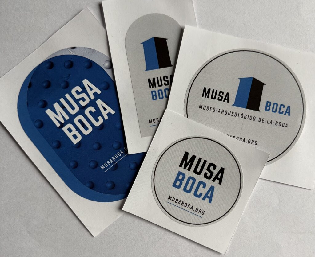 PACK 4 STICKERS  MusA Boca